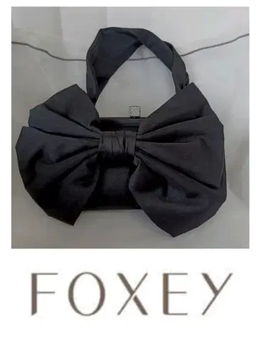 FOXEY 폭시 새틴 리본 큐빅 장식 파티 백 클러치 백