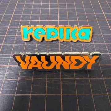 VAUNDY 바운디 핀즈 핀 배지