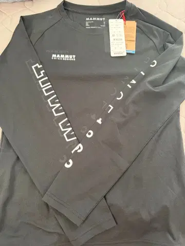 MAMMUT 롱 슬리브 T셔츠 M 사이즈
