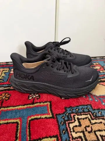 HOKA ONE ONE W ARAHI 7 6.5B