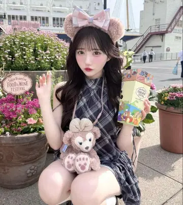 NICE CLAUP 암슬리 백리본 미니 원피스