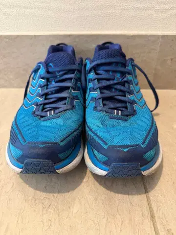 HOKA ONEONE Clifton4
