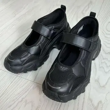 PUMA 팔서 웨지 우먼 샌들 23.5cm