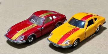 토미카 닛산 페어레이디 240Z 2대