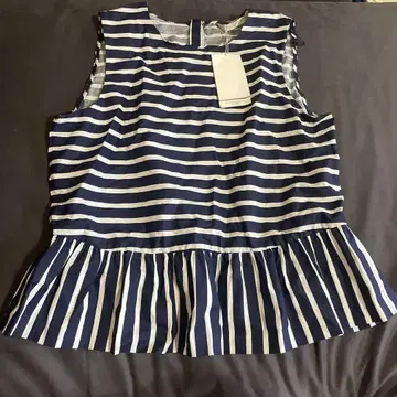 미사용 택 포함 ZARA TRAFALUC 슬리브리스 페플럼 상의