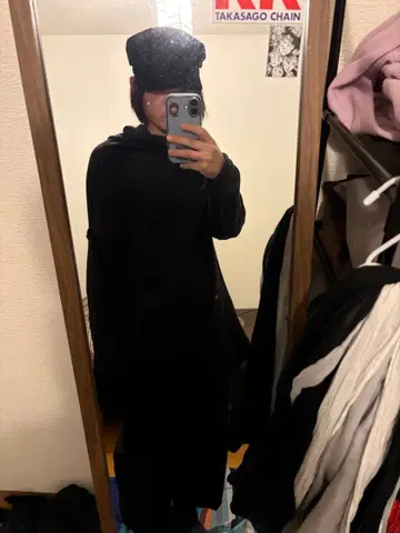 thom/krom asymmetry sweat archive