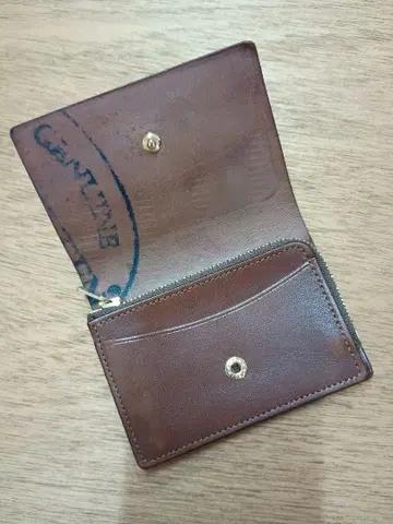 forme (포르메) 호윈 스탬프 부착 이단 접이식 지갑