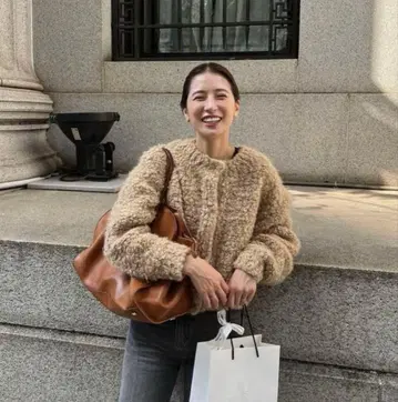 CLANE TEDDY BEAR HAND KNIT TOPS 사이즈2