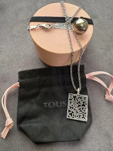 TOUS 토우스 실버 시스루 세공 목걸이