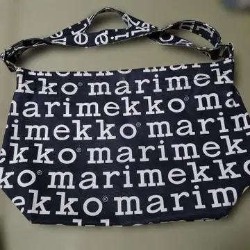 marimekko 로고 토트백 블랙