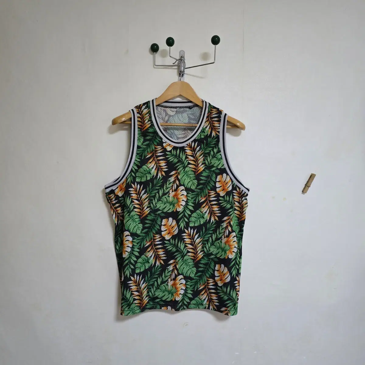 男性服トロピカルパターンバスケットボールメッシュノースリーブTシャツ