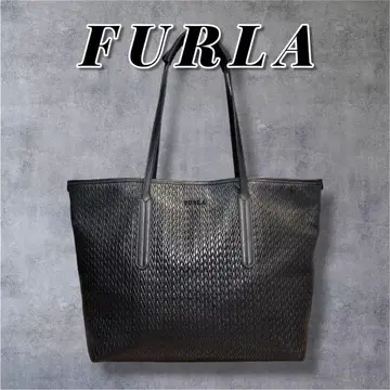 FURLA 꼬임 올블랙 가죽 토트백 A4 노트북 수납 가능