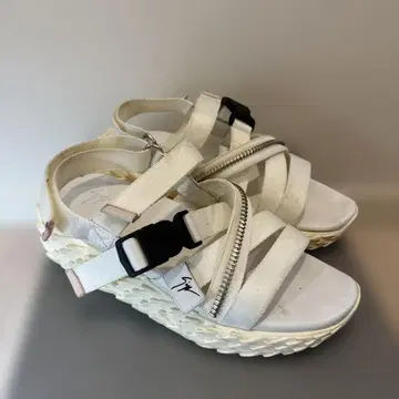 주세페 자노티 스포츠 샌들 화이트 24cm