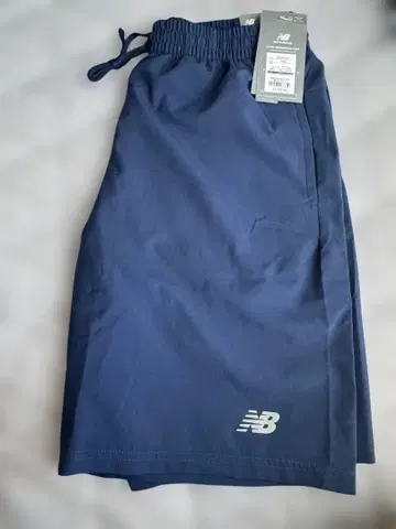 New Balance 뉴발란스 네이비 숏팬츠 미사용 새상품 M 사이즈