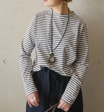 저널 스탠다드 럭스 컴팩트 보더 풀오버