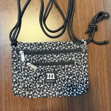 마리메꼬 SMART TRAVELBAG UNIKKO