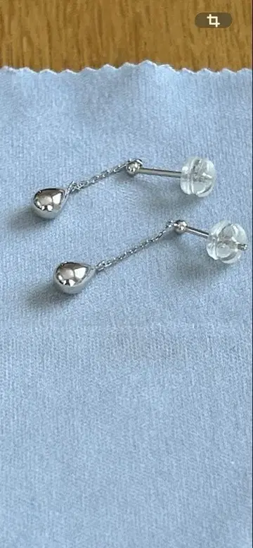 플라티나 티어드롭 귀걸이 새상품급