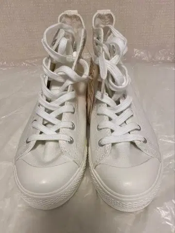 무인양품 하이컷 스니커즈 23cm 오프화이트