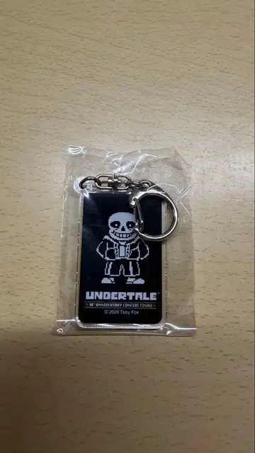 UNDERTALE 10주년 콘서트 한정판 가챠 아크링 키링 샌즈