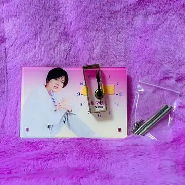 나가세 렌 루마일드 아크릴 시계