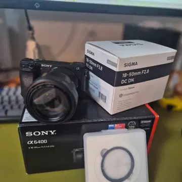소니 A6400 + 시그마 18-50mm F2.8 DC DN 렌즈 | 브랜드 중고거래