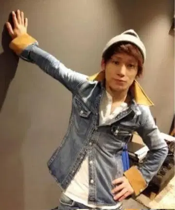 UVERworld TAKUYA 착용 BACKLASH 백라쉬