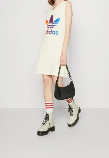 미사용품 adidas 아디컬러 70s V넥 원피스 XL
