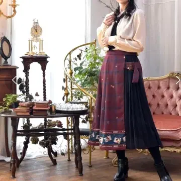 콜라보 axes femme 미키마우스 90주년 기념 롱 플리츠 스커트