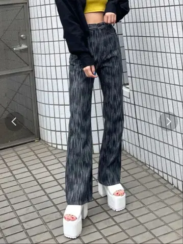 EMODA 워시 세미 플레어 청바지