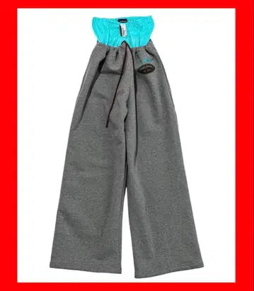 [기간 한정 가격 인하] ansdotsloevner SWEAT PANTS