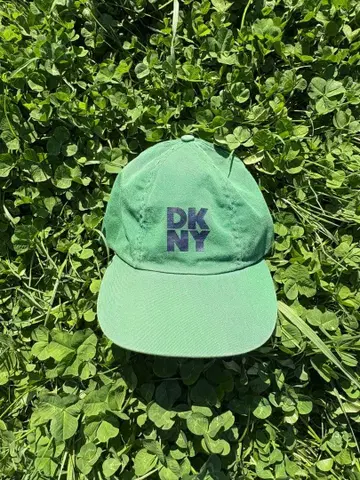 90s DKNY 캡 usa 제조
