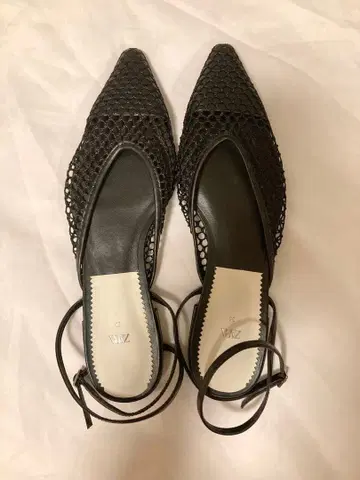 ZARA 메쉬 스틸레토 샌들 블랙 35 자라 스트랩