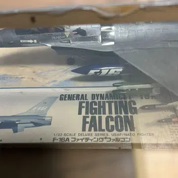 F-16A 파이팅 팔콘 1/32