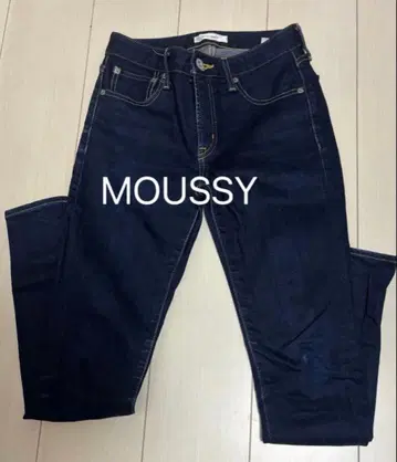 MOUSSY 스키니 데님 25 사이즈 다크 블루