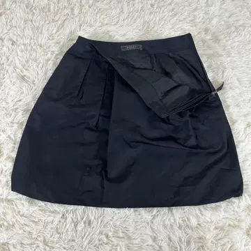 FOXEY 폭시 미디 스커트 실크 100% 블랙