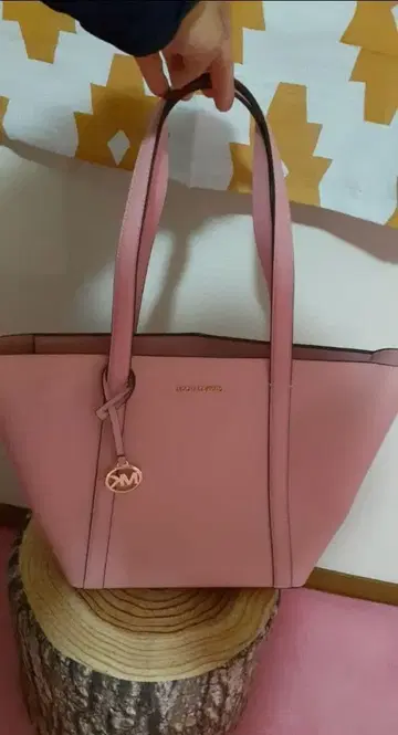 MICHAEL KORS 핑크 토트백