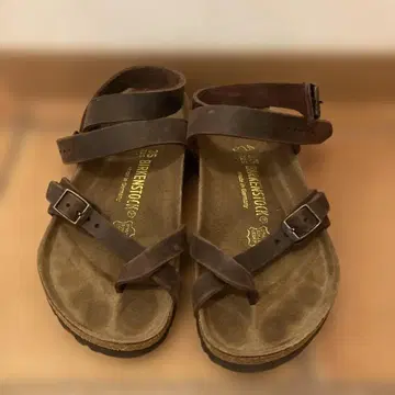 BIRKENSTOCK YARA 샌들 브라운 사이즈 35 22.5cm