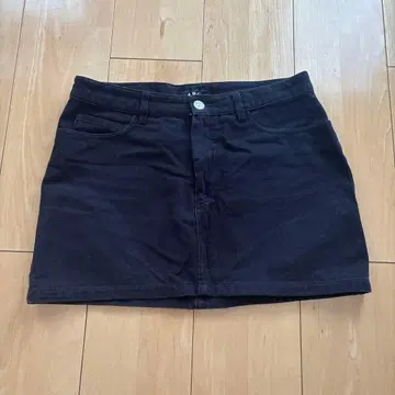 A.P.C. 타이트 스커트 36 블랙