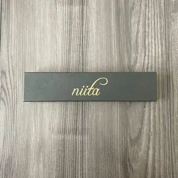 niita 팔찌
