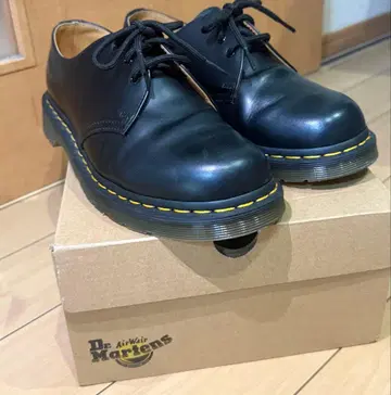 닥터 마틴 1461벡스 3홀 신발 UK7 (26cm)