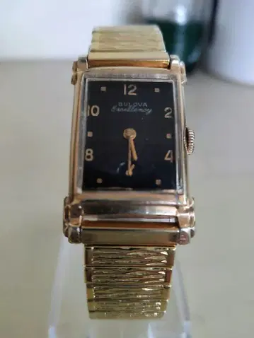 Bulova 10금 골드 수동 와인딩 시계 로카빌리
