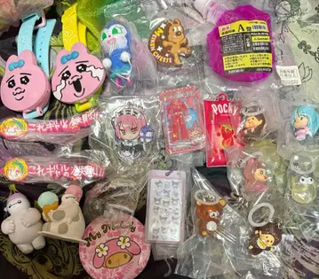 가챠 세트 본드로 산리오 디즈니 메지루시 액세서리 리락쿠마 마리오