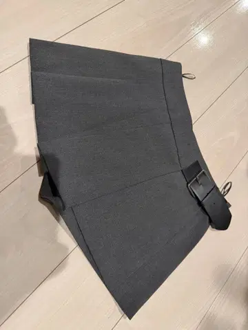 ZARA 스코트