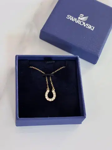 SWAROVSKI 목걸이 호스 로즈 골드