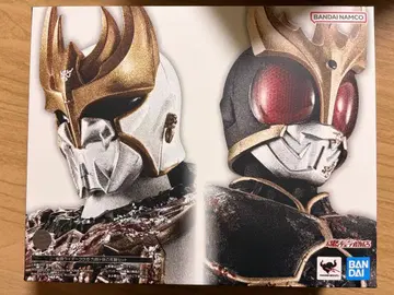 S.H.Figuarts 가면라이더 쿠우가 쿠로가타케의 사투 세트
