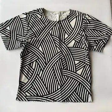 DRIES VAN NOTEN 드리스반노튼 올 패턴 티셔츠