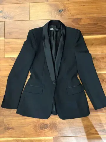 ZARA 테일러드 자켓