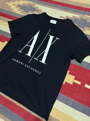 ARMANI EXCHANGE 티셔츠 블랙