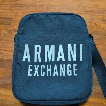 ARMANI EXCHANGE 숄더백