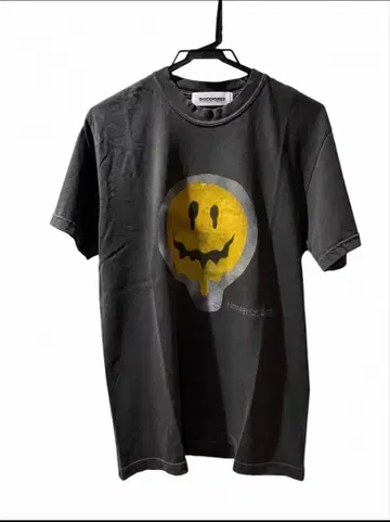 DISCOVERED SMILE S/S TEE 티셔츠